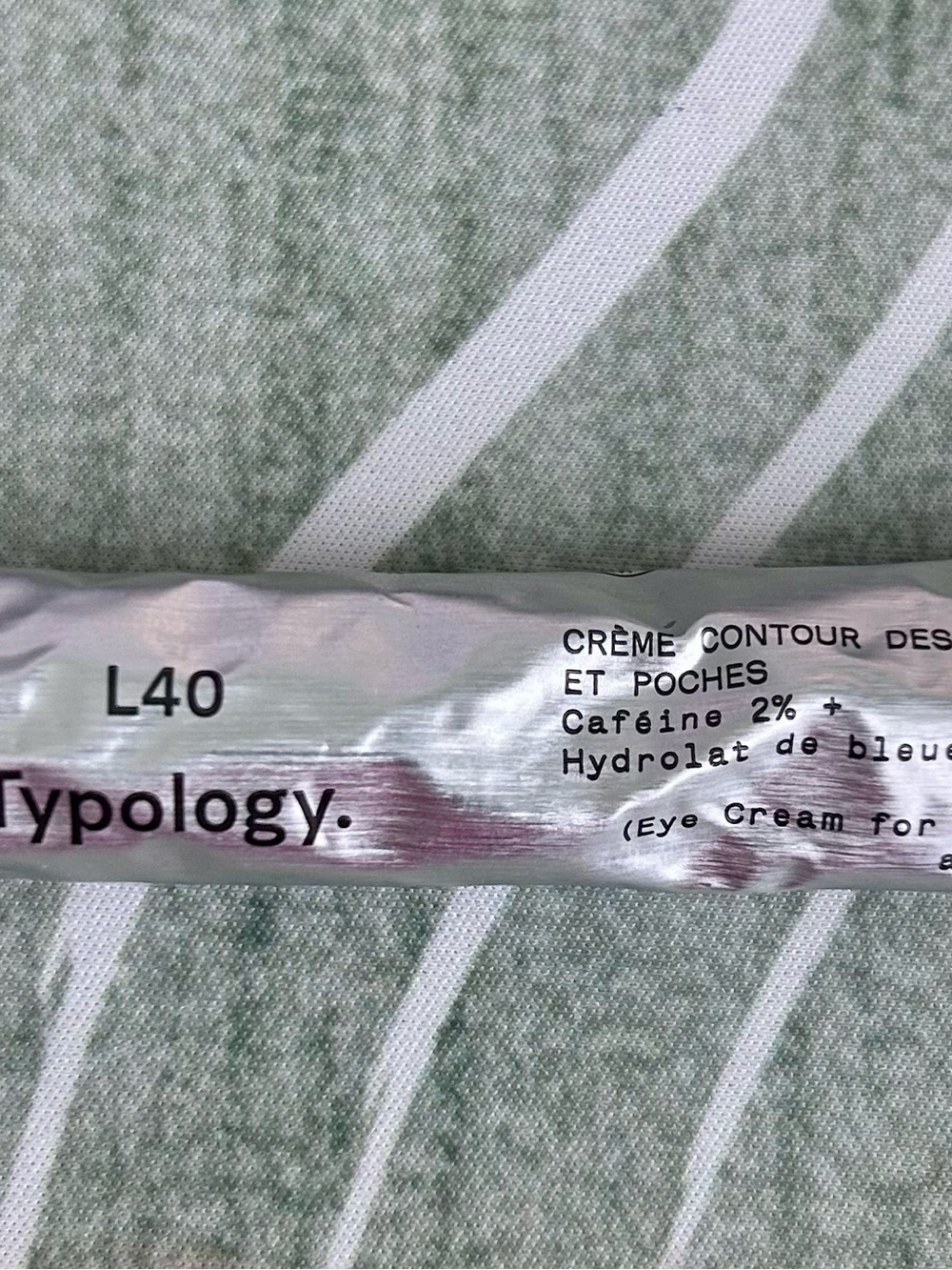 Typology L40 Eye Primer Cream in Silver
